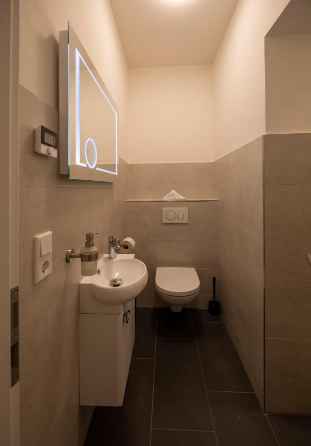 Jaybnb - Gemuetliches Apartment Direkt Am Hafen Von ドルトムント エクステリア 写真